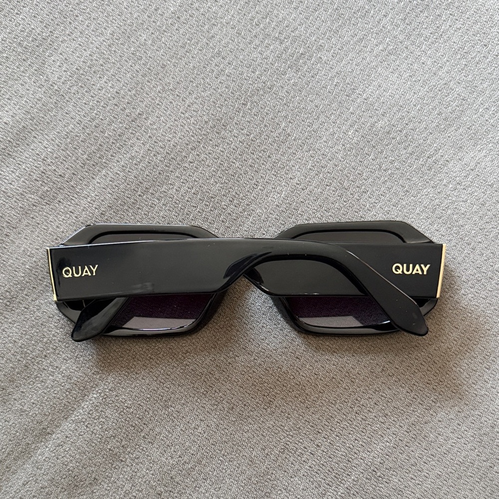 QUAY Black Rectangular Sunglasses - image 2